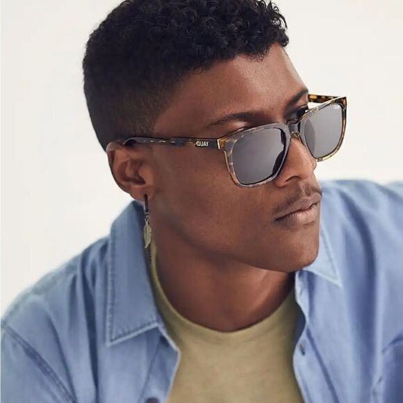 QUAY Polarized Legacy Sunglasses - Picture 4 of 8